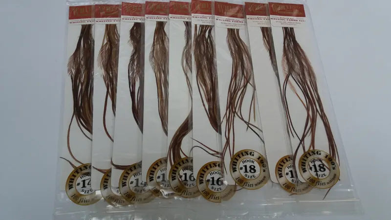 Whiting 100 Saddle Hackle Pack in Brown
